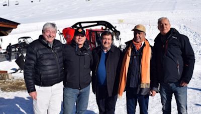 La inesperada foto de Sergio Berni y Daniel Scioli en el Cerro Catedral: "Es un compañero"