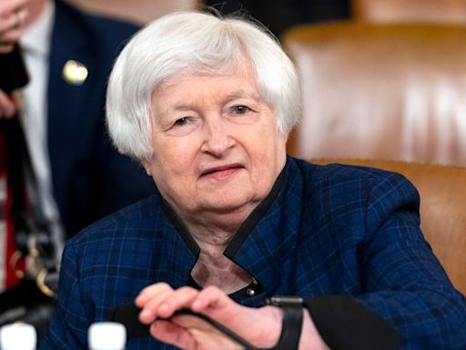 Yellen criticizes Trump’s idea to replace income taxes with tariffs