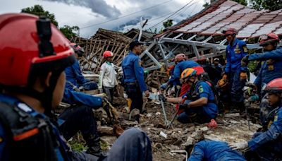 印尼西爪哇周一地震 死亡人數增至272人