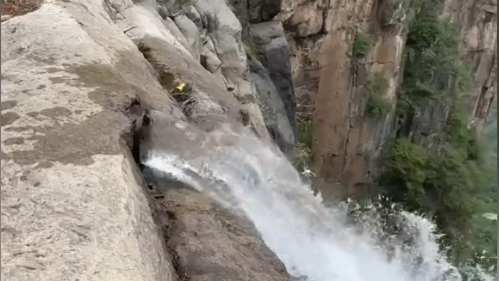 Hiker finds pipe feeding China's tallest waterfall