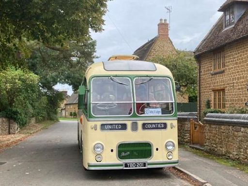 Heritage buses are just the ticket for web gallery