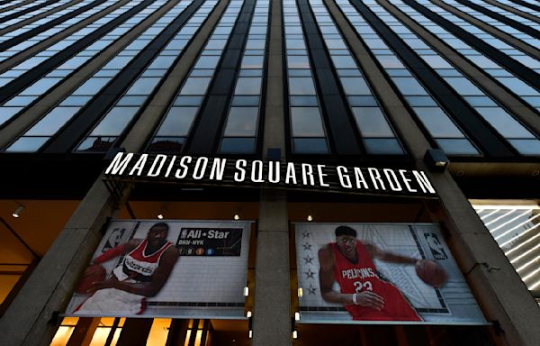 Arkansas to play Michigan in Jimmy V Classic at Madison Square Garden, per report