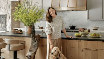 6 Trends We Saw in Jennifer Garner's House Tour, Including an All-Wood Kitchen