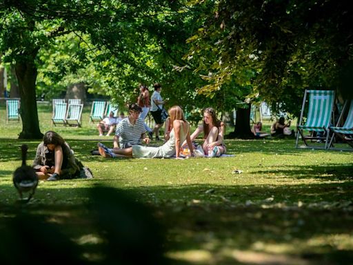 UK weather: Exact date when 32C four-day heatwave will hit