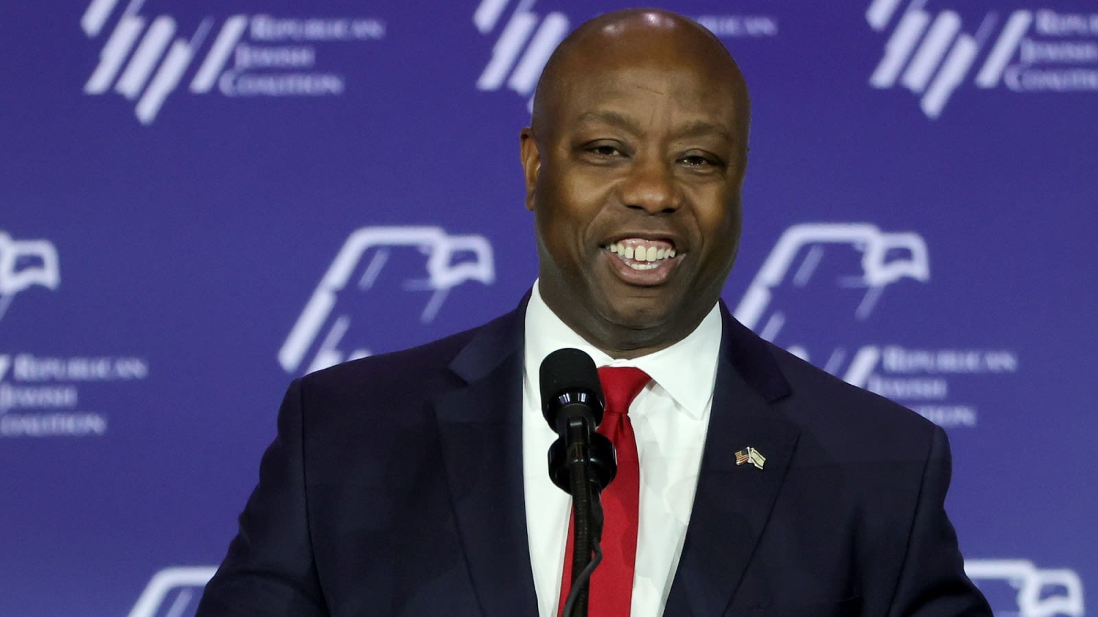 Tim Scott Embraces Trump's Election Denialism, Won't Commit to Accept Results