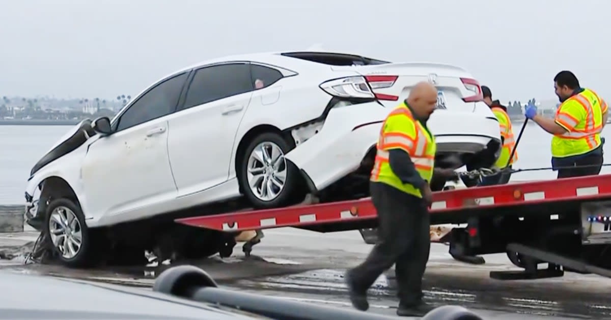 San Diego hotel clerk stabs guest before driving off pier