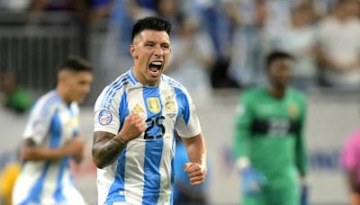 Injury concern, Van Dijk rival, world's best - Man United given final Lisandro Martinez verdict