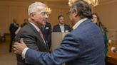 Álvaro Uribe ganaría a Gustavo Petro en reelección, dice encuesta Guarumo-Ecoanalítica