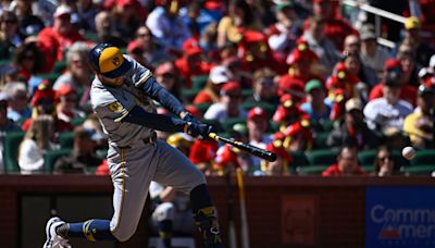 Brewers 2, Cardinals 0: Unlikely heroes lead the way as Milwaukee sweeps St. Louis