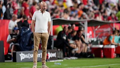 Erik ten Hag drops Matthijs de Ligt hint after Man Utd lose to Liverpool