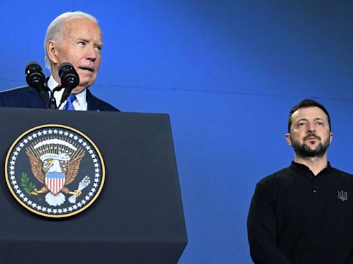 Biden introduces Ukrainian President Zelensky as 'Putin in huge blunder