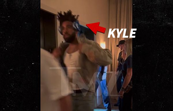 Rapper Kyle & Friends Rescued By Firefighters After Elevator Breaks Down