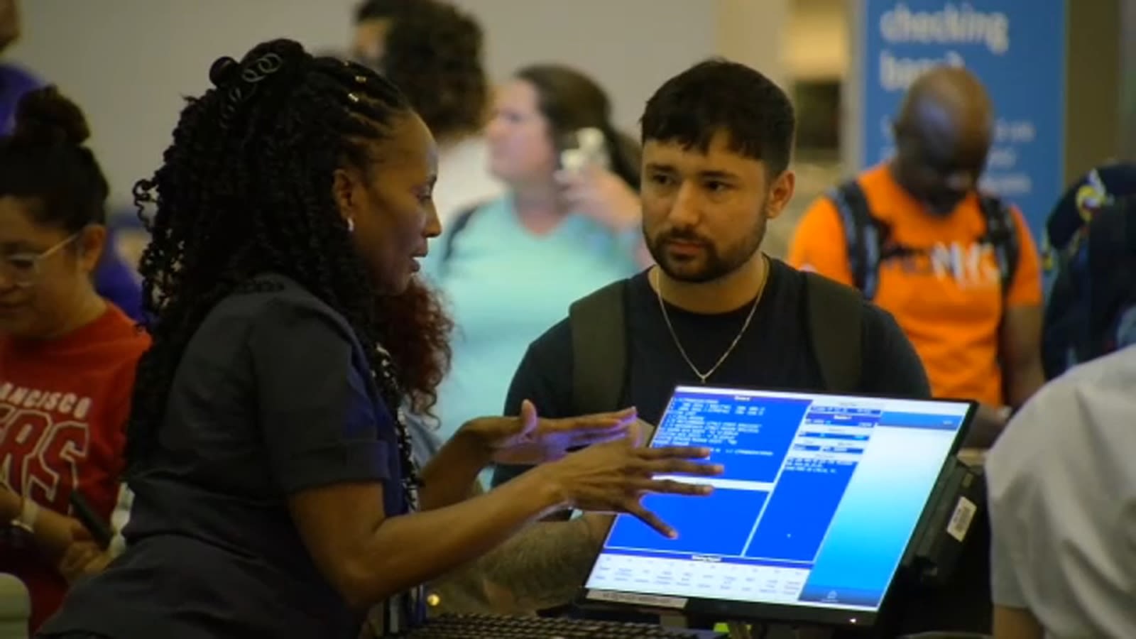 Many flights delayed, canceled at Raleigh-Durham International Airport amid Microsoft outages