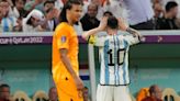 Selección argentina: de la genialidad de Messi a la especialidad de Dibu Martínez, un sube y baja de emociones, aciertos y errores imposibles de olvidar