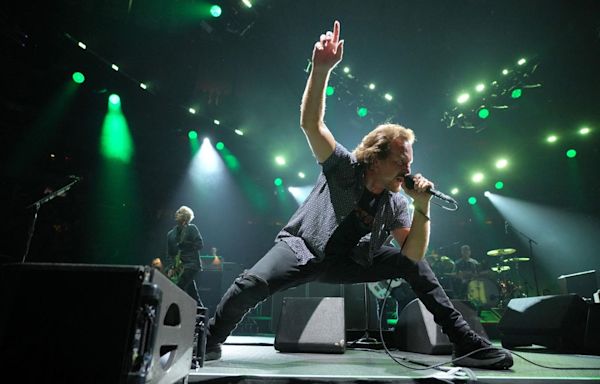 Pearl Jam Hits No. 1 On Five Billboard Charts Simultaneously