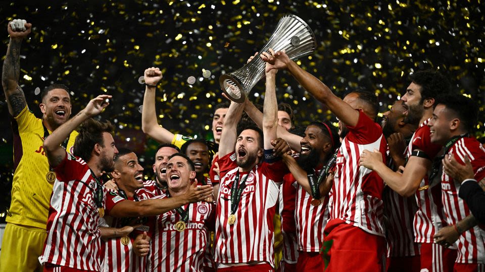 Olympiacos makes Greek history with victory over Fiorentina in Conference League final
