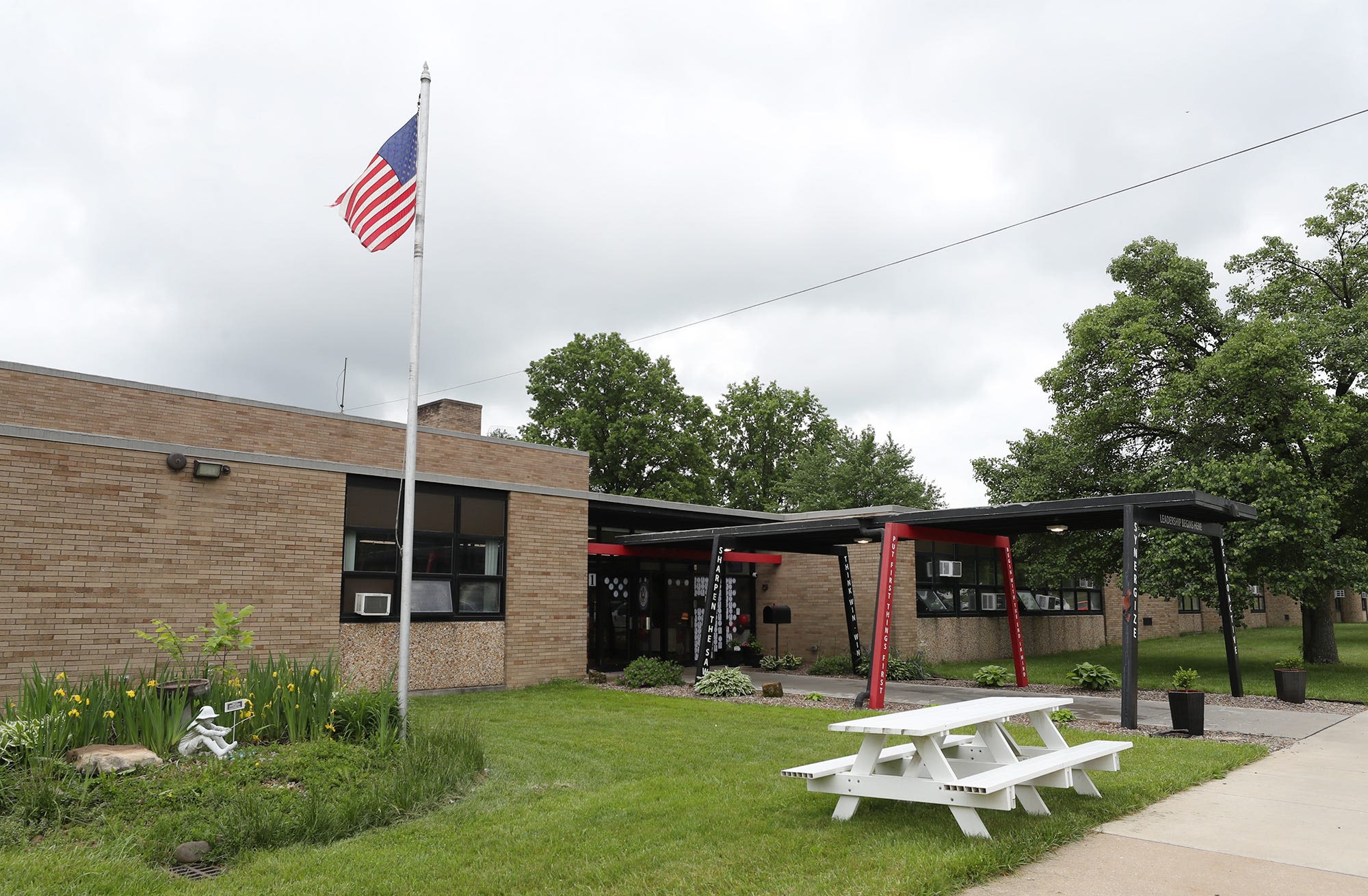 'We work hard': Elementary schools in New Franklin, Cuyahoga Falls earn statewide honors