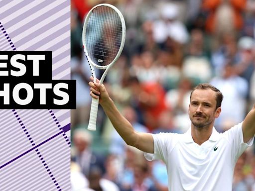 Wimbledon 2024 video: Daniil Medvedev through to third round