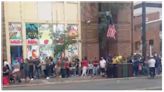 Largas filas en el consulado mexicano en Nueva Jersey