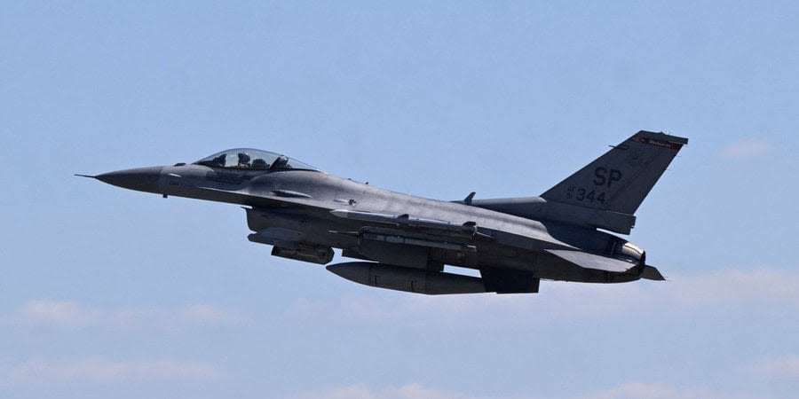 Ukraine asks partners to expand F-16 pilot training