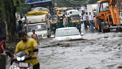 Delhi rain: City waterlogged; police issue traffic advisory. Avoid these routes