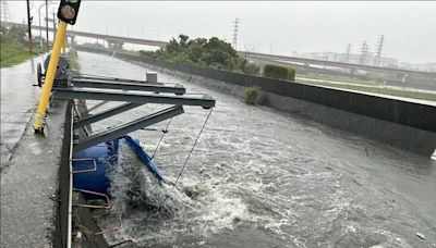 台南暴雨狂炸！ 新市最大累積雨量破百宣洩不及