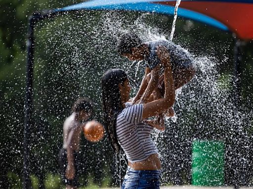 Cold front to bring isolated storm chances to Dallas-Fort Worth. Here’s when