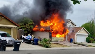 2 Sacramento-area homes damaged in fire, no injuries reported