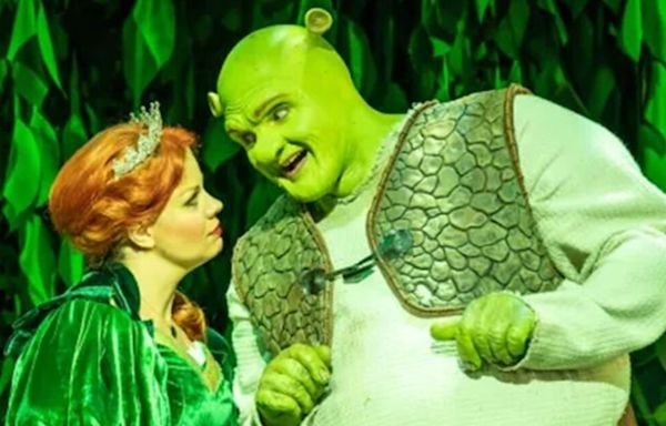 Shrek the Musical torn to shreds as critics make the same complaint