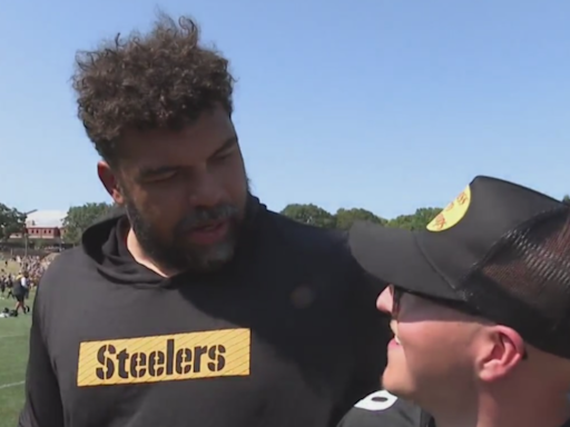 Steelers, Make-A-Wish surprise young fan with a big gift at training camp