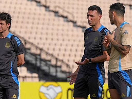 Un cambio por línea y una posible sorpresa: Scaloni define el equipo de Argentina para enfrentar a Chile por la Copa América