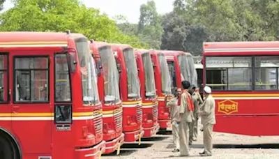Flash strike by PMPML staffers disrupts bus services in Pune