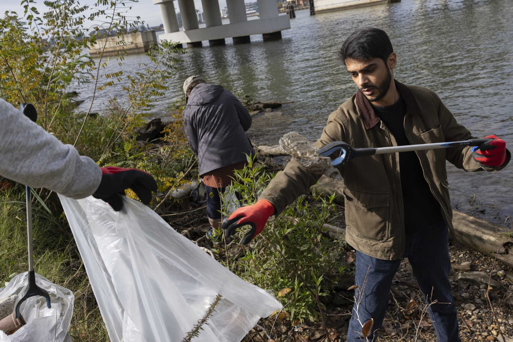 In Washington, D.C., the city’s ‘forgotten river’ cleans up, slowly