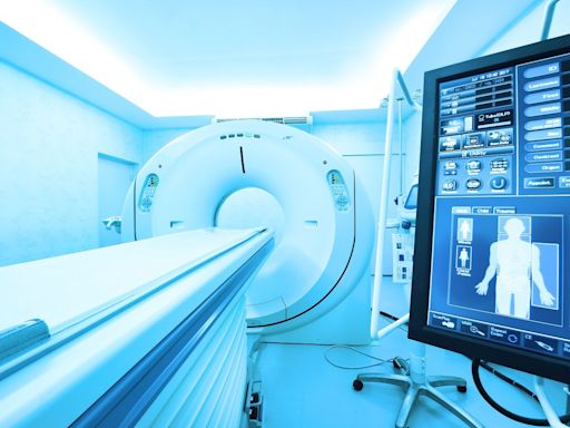 First MRI system of its kind in UK installed at Royal Brompton Hospital