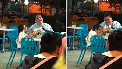 “Eso dolió”: reviven emotivo VIDEO viral de padre e hijo comiendo helado