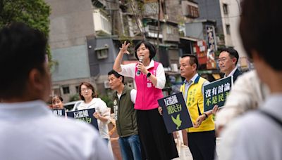 民進黨新北各地街頭宣講 蘇巧慧批藍白「必將遭民意反噬」！