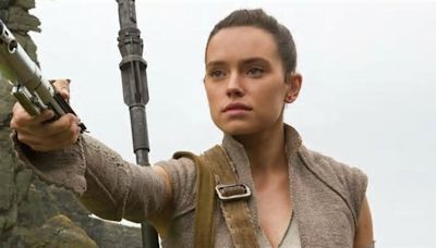 Daisy Ridley revela qué personaje de Star Wars le gustaría ver convertido en Jedi