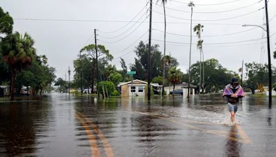 La tormenta tropical Debby tocó tierra nuevamente en Carolina del Sur mientras aumenta el riesgo de inundaciones