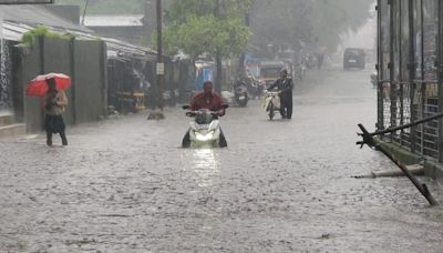 Heavy rain likely in Mumbai, Thane today as IMD issues yellow alert