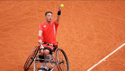 Kings of clay Alfie Hewett and Gordon Reid guarantee Paralympic tennis medal as Andy Lapthorne bows out