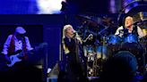 Watch Fleetwood Mac Perform ‘Don’t Stop’ at Final Concert in 2019