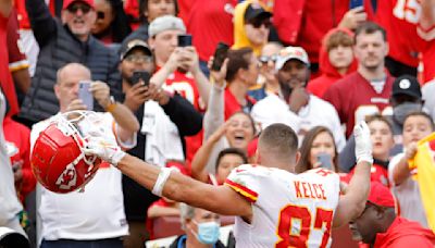 Jason and Travis Kelce praise Jayden Daniels and the Commanders