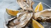 How risky is it to eat raw oysters? Here's how you can safely consume them, according to experts.