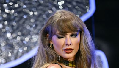 Taylor Swift and Chappell Roan triumph as women artists dominate 2024 MTV VMAs