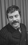 Oliver Reed