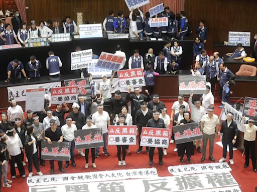 萬人聚集立院周圍抗議什麼？立法院「國會改革」時間軸、改革重點一次看