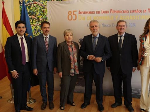 Junto a Cuauhtémoc Cárdenas, canciller Alicia Bárcena conmemora 85 años del exilio español a México