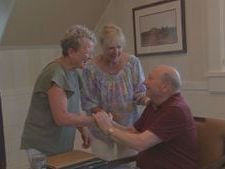 Retired school teacher meets nurses who saved his life at Rolling Stones concert