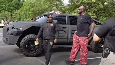 Shaquille O'Neal ruba la scena con il suo pick-up post-apocalittico: il video