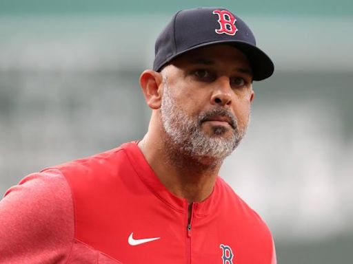 Alex Cora comes to the defense of former Red Sox SP | Sporting News